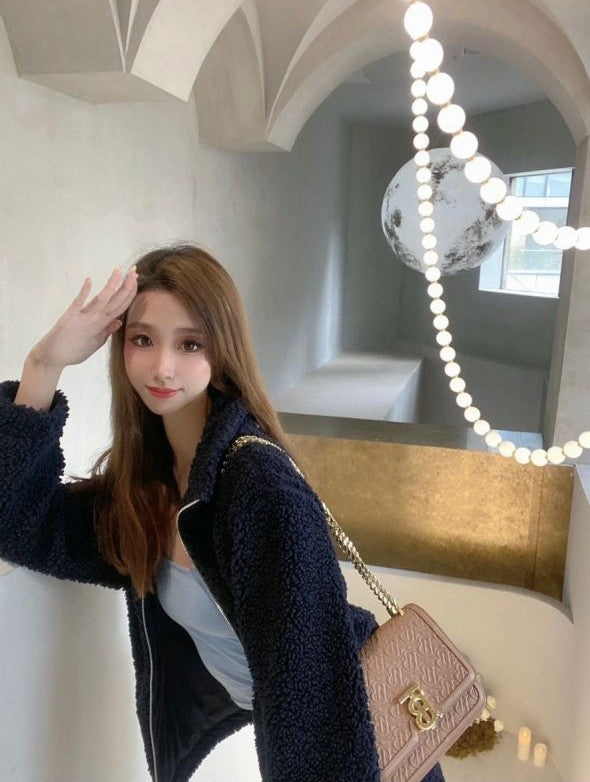버버리 퀄팅 모노그램 램스킨 TB백