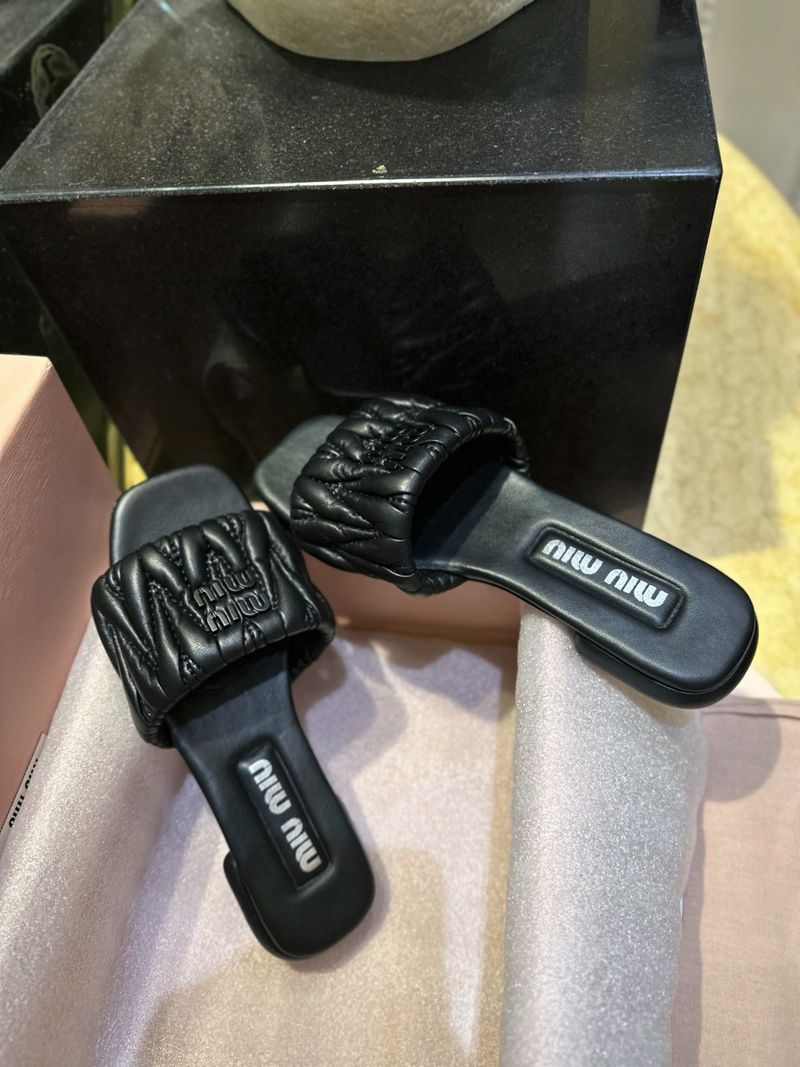 미우미우 마테라쎄 슬리퍼