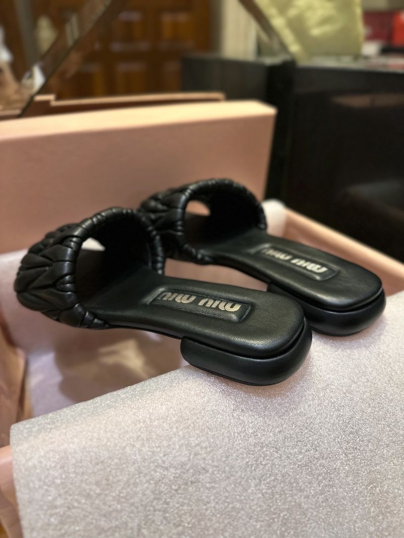 미우미우 마테라쎄 슬리퍼