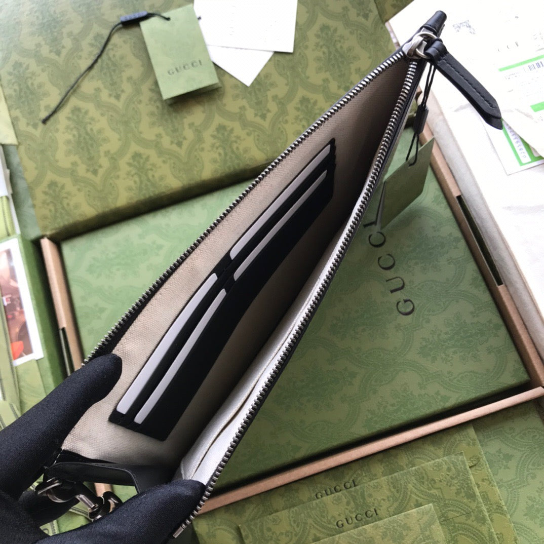 구찌 슈프림 스네이크 클러치