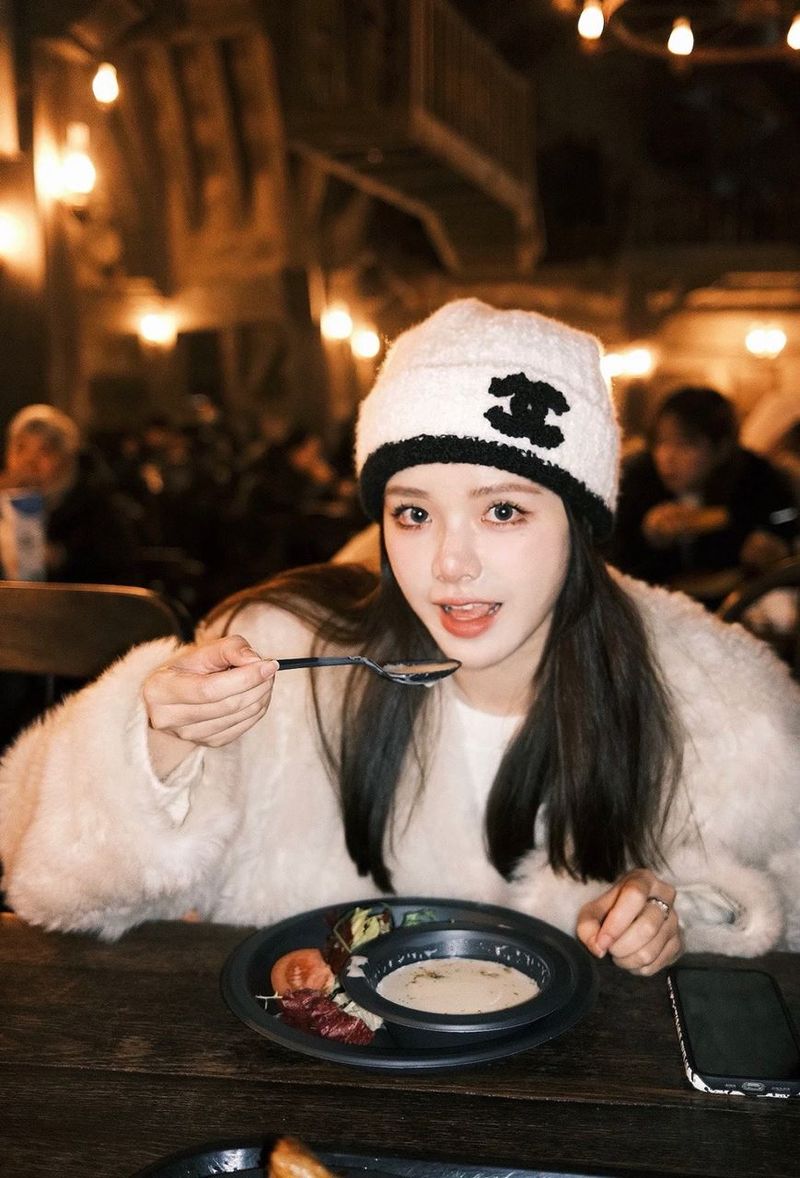 샤넬 머플러 모자 set 6