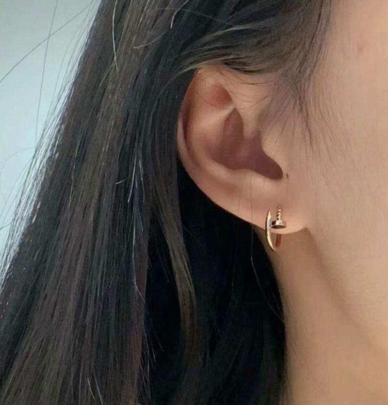 까르띠에 저스트 앵 끌루 이어링