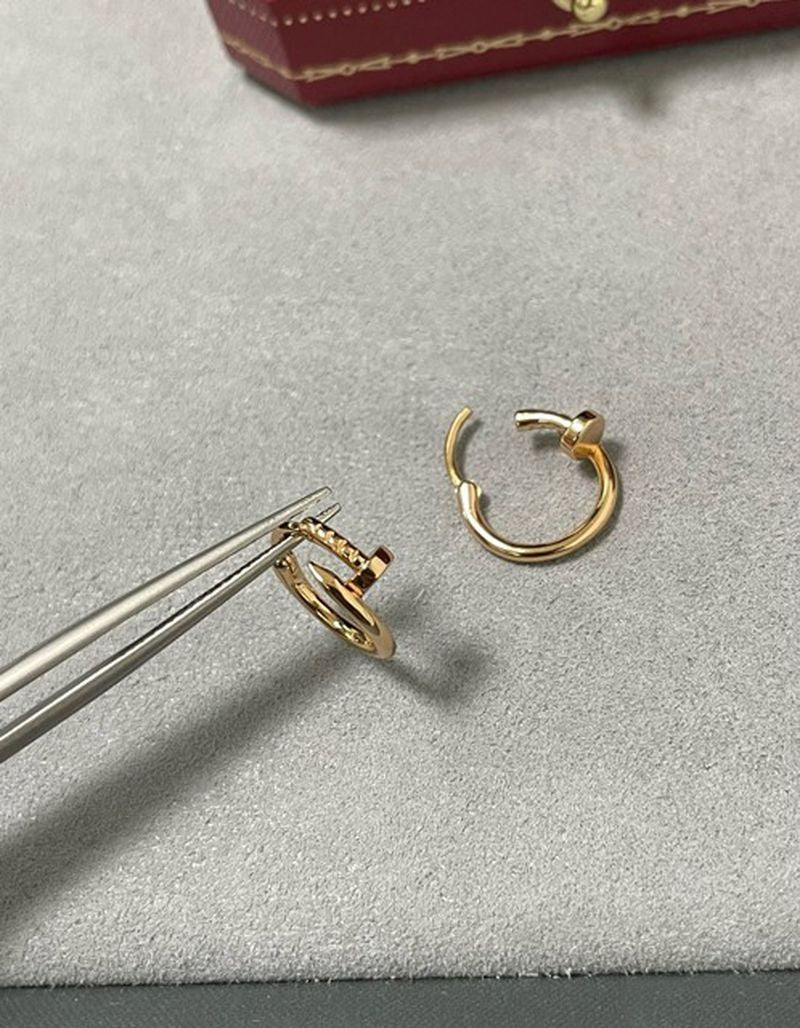 까르띠에 저스트 앵 끌루 이어링