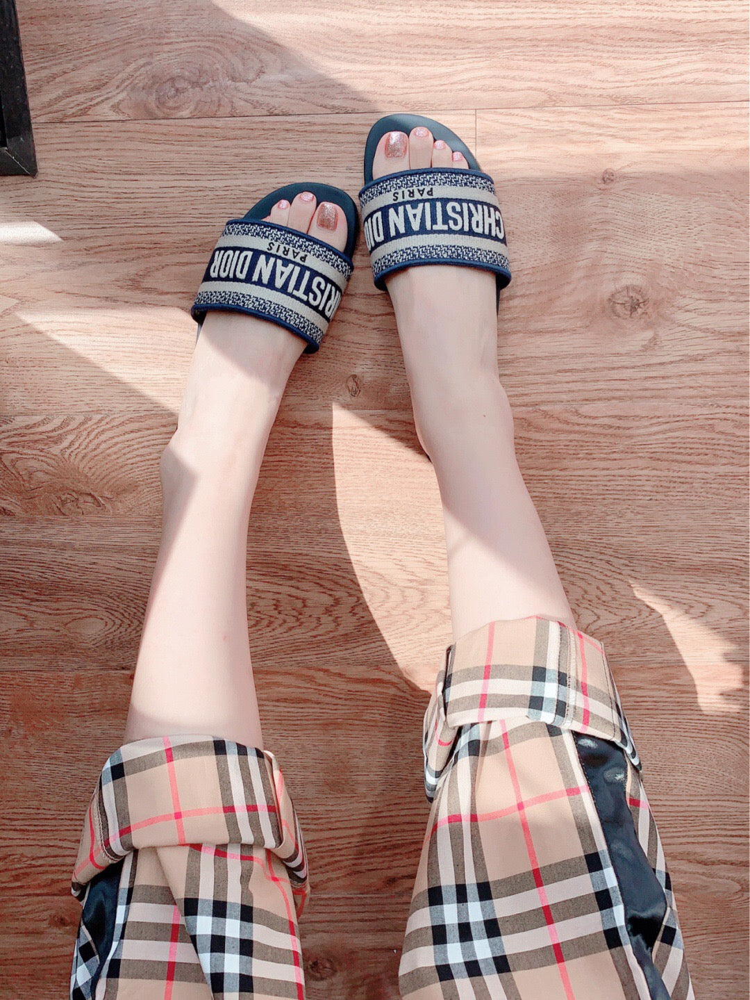 디올 디웨이 뮬