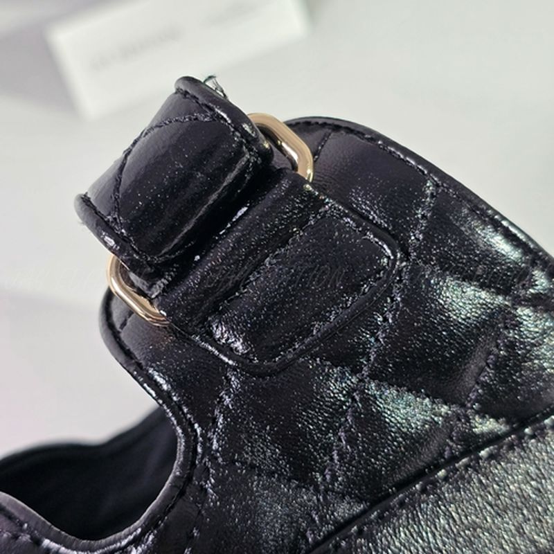 샤넬 24SS 벨크로 슬리퍼