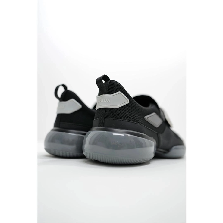 프라다 클라우드버스트 스니커즈