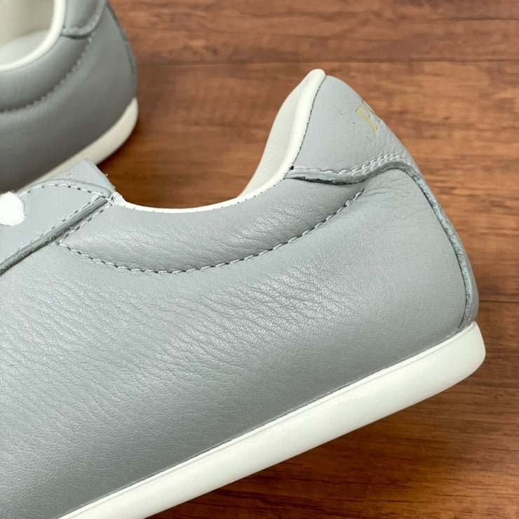 프라다 레더 스니커즈