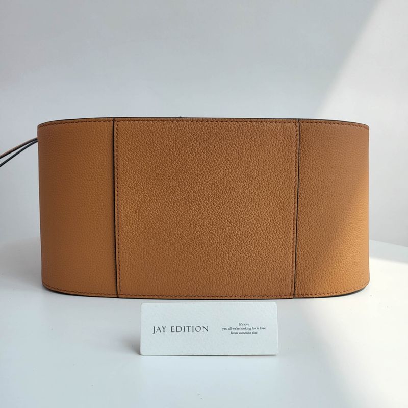 로에베 해먹백 스몰 - 그레인/카프스킨 (지퍼)