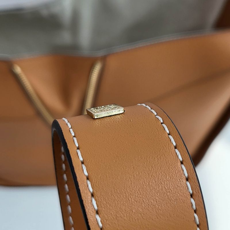 로에베 해먹백 스몰 - 그레인/카프스킨 (지퍼)