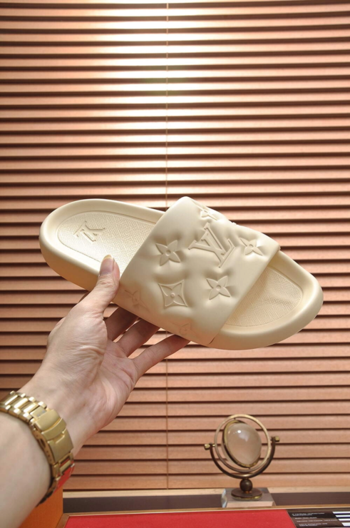 루이비통 워터프론트 뮬 슬리퍼