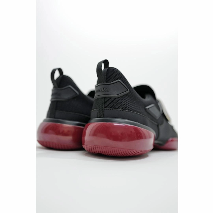 프라다 클라우드버스트 스니커즈