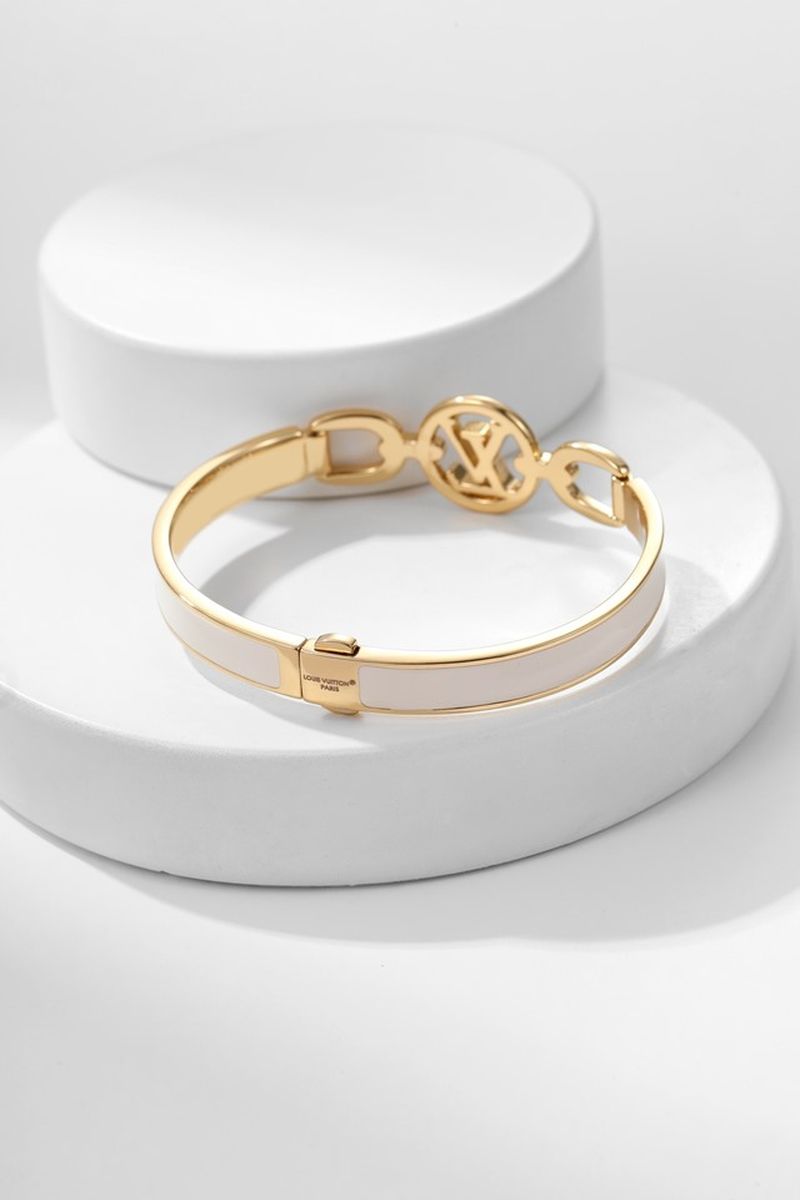 루이비통 팔찌