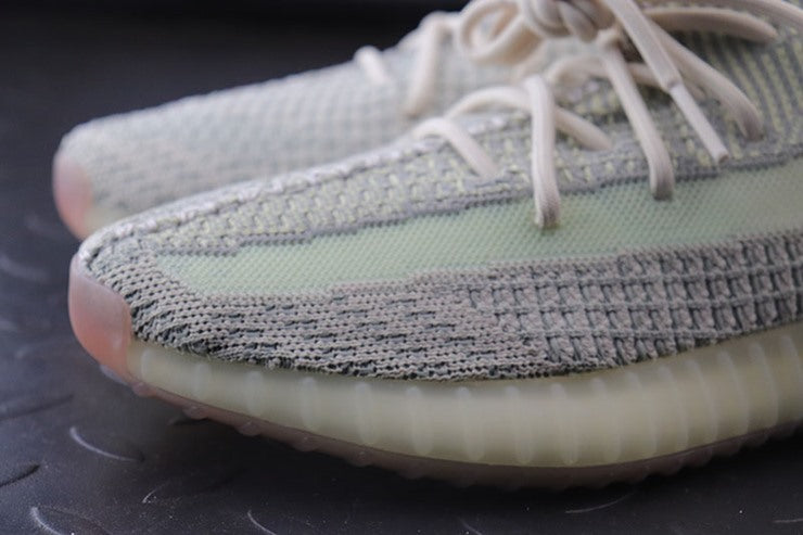YEEZY 350 V2 시트린