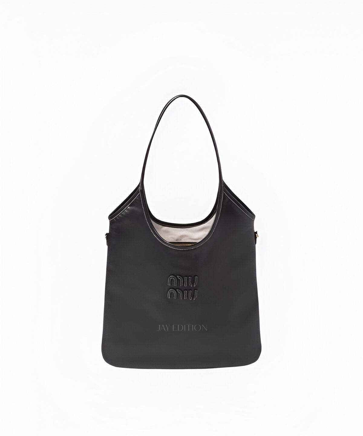 미우미우 아이비백 레귤러, 간결한 구조와 메탈 로고 디테일이 어우러진 베이지 토트백