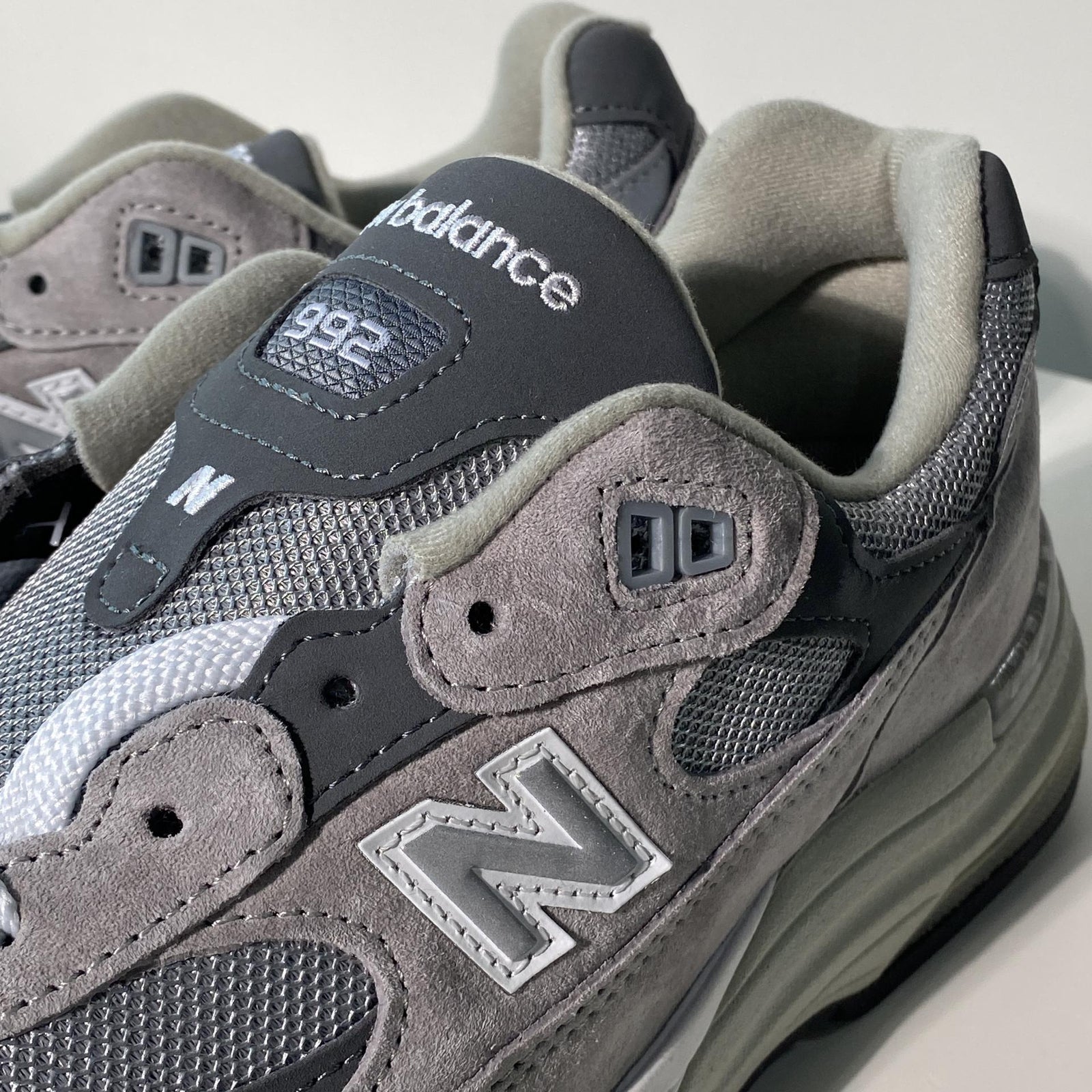 국내) 뉴발란스 992 / 265사이즈