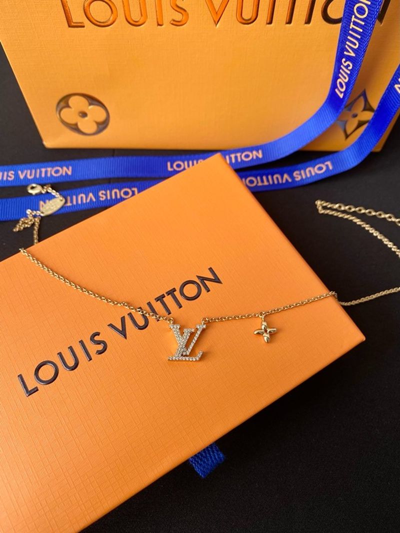 루이비통 목걸이