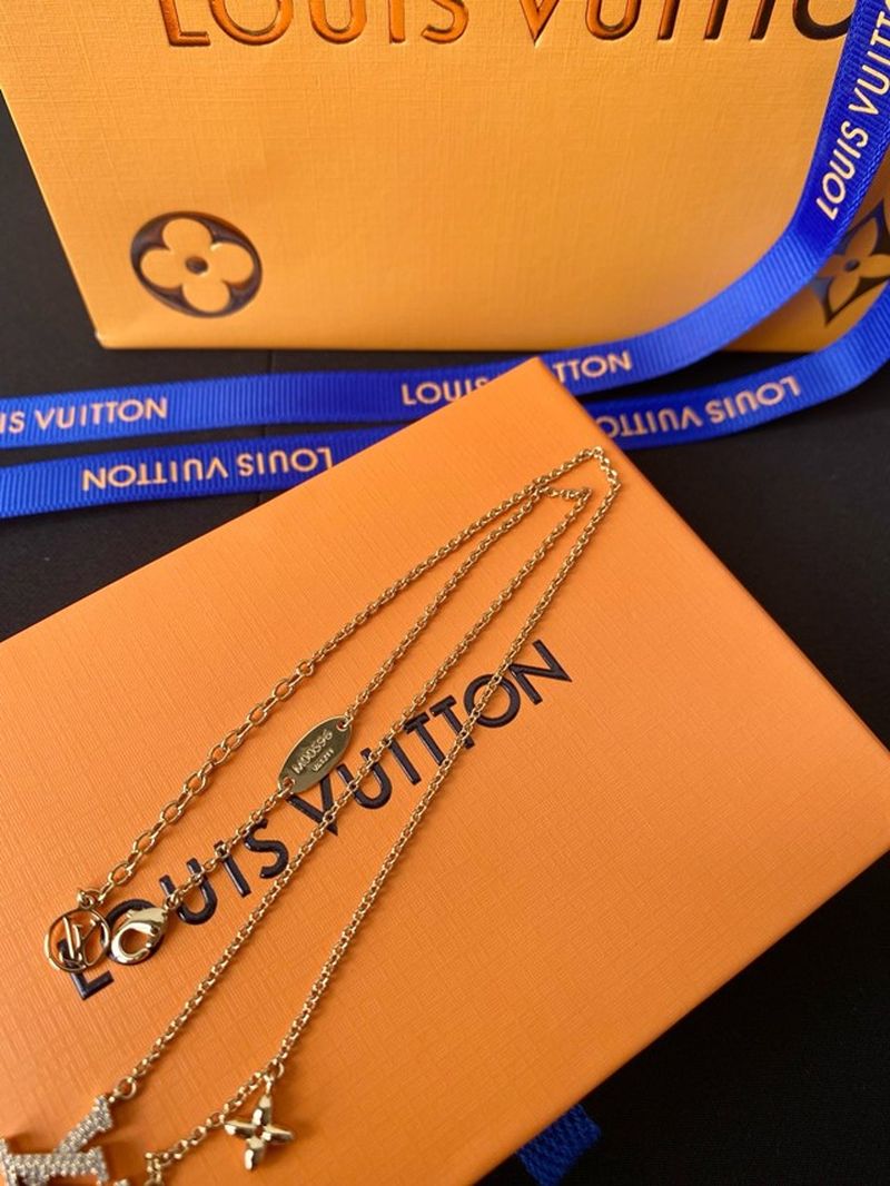 루이비통 목걸이