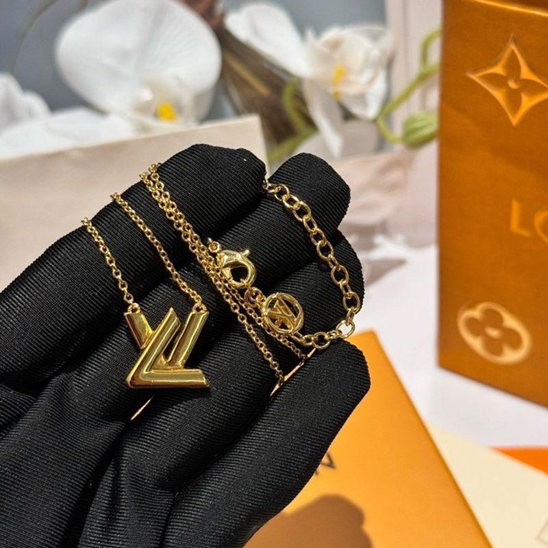 루이비통 목걸이