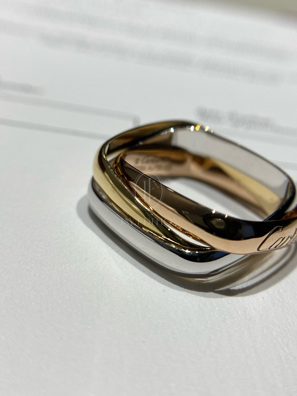 까르띠에 트리니티 쿠션 링 클래식 (18K)