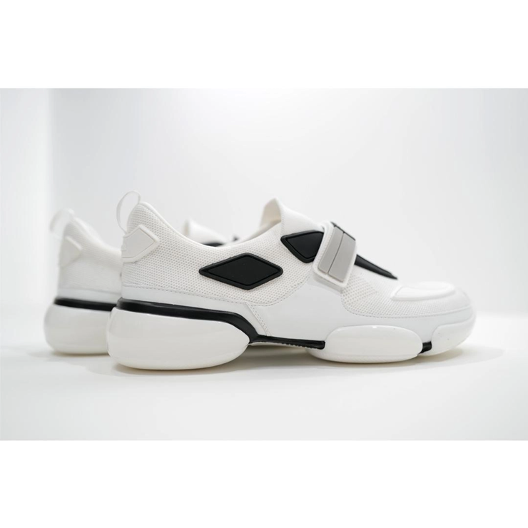 프라다 클라우드버스트 스니커즈
