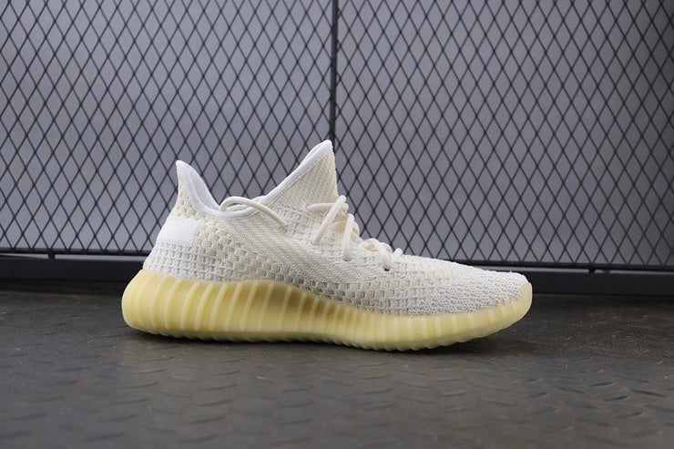 YEEZY 350 V2 네추럴