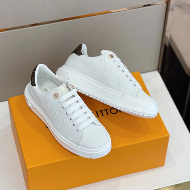 루이비통 타임 아웃 스니커즈