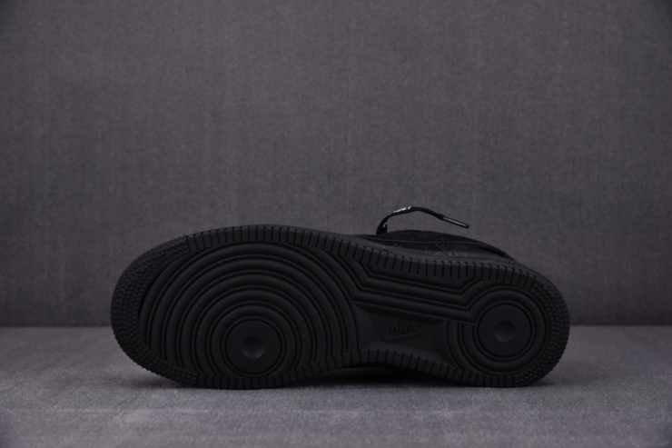 루이비통 x 나이키 에어포스1 버질아블로 스웨이드 블랙