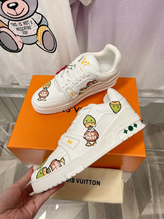 루이비통 니고 LV 트레이너 스니커즈 화이트