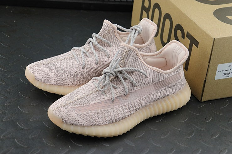 YEEZY 350 V2 신스 리플렉티브