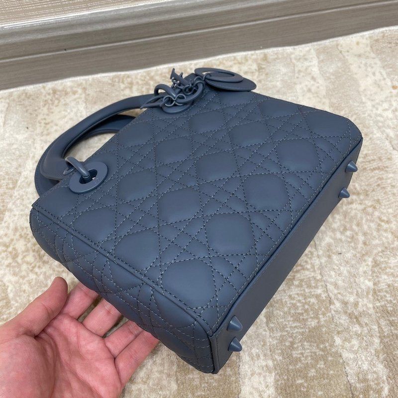 디올 울트라 매트 레이디백 스몰