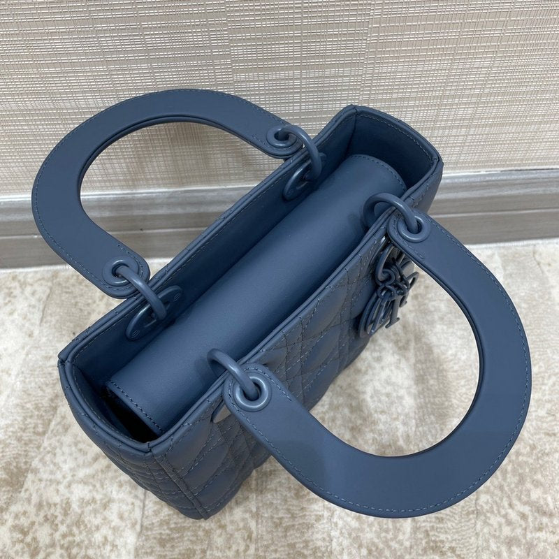 디올 울트라 매트 레이디백 스몰