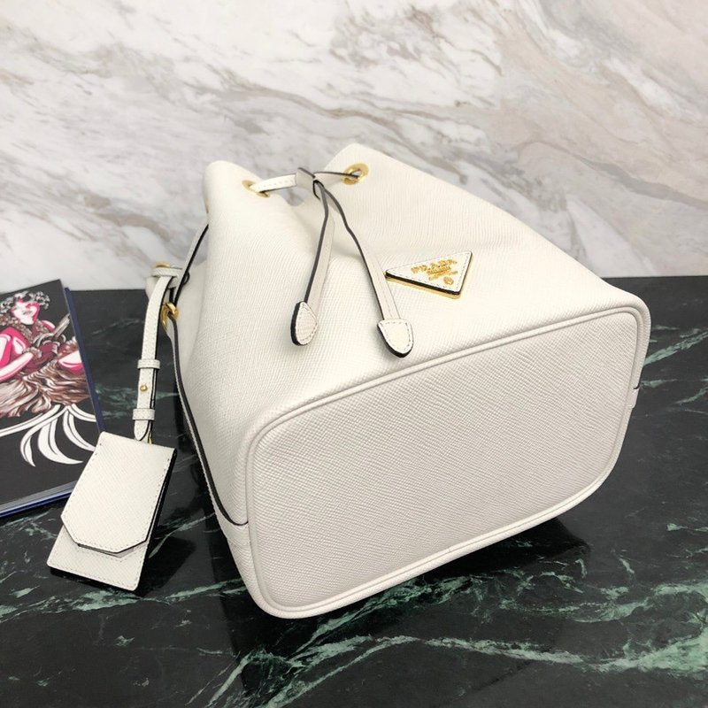 프라다 사피아노 버킷백