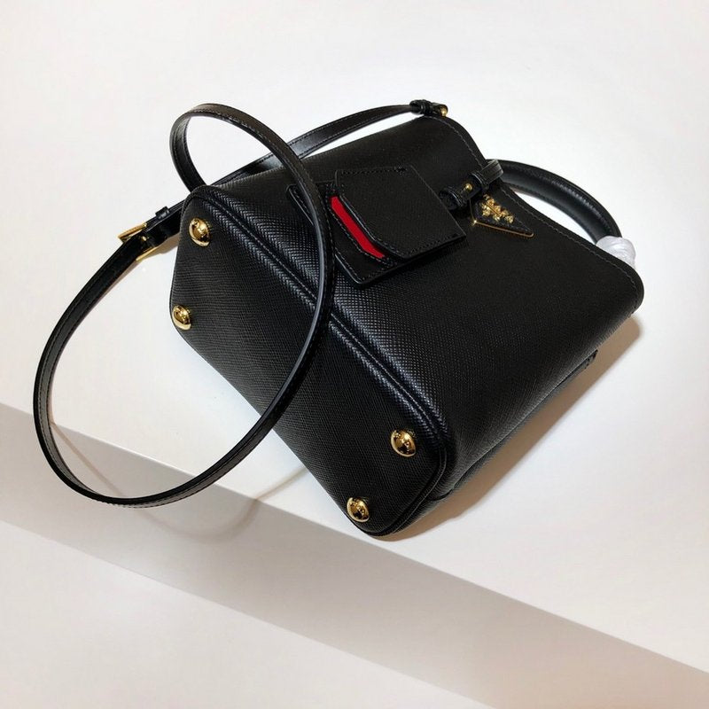 프라다 사피아노 두블레 스몰