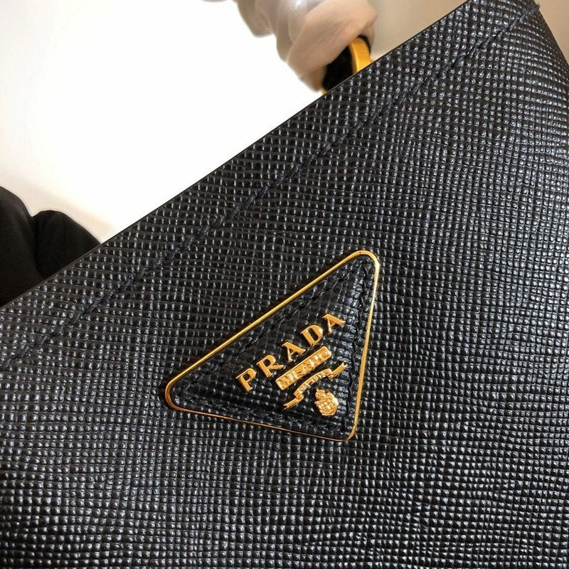 프라다 사피아노 두블레 스몰