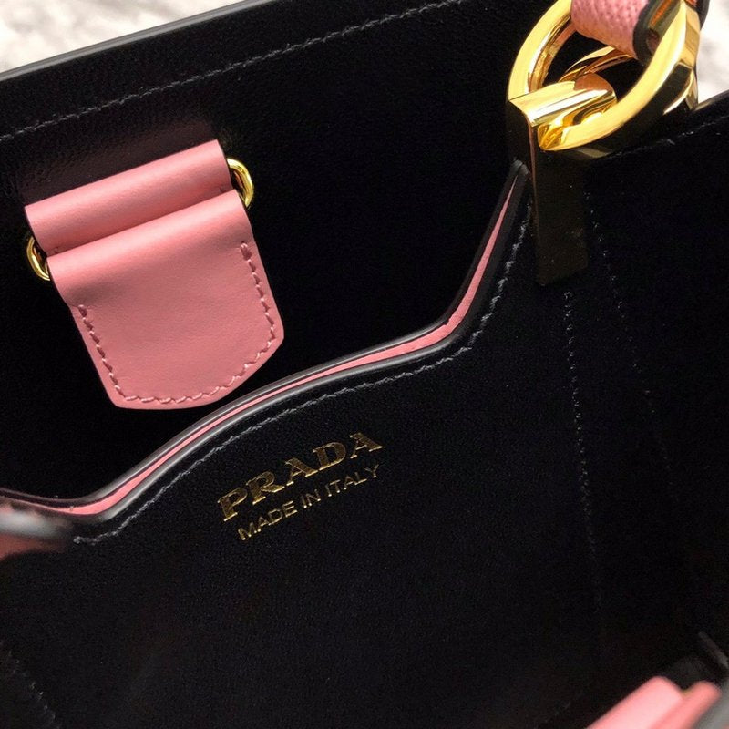 프라다 사피아노 두블레 스몰