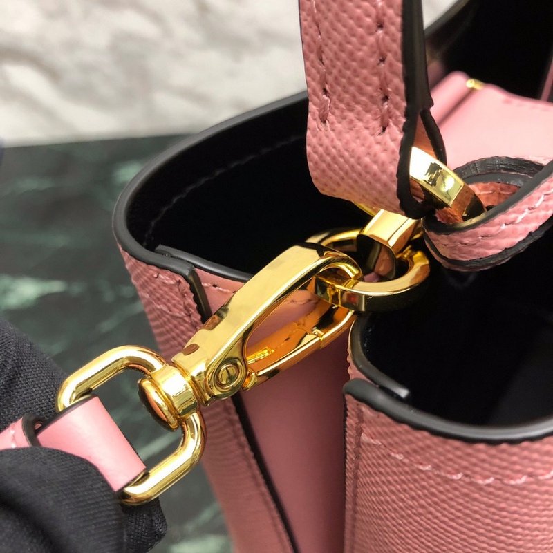 프라다 사피아노 두블레 스몰