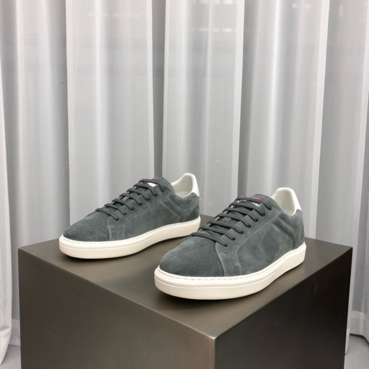 브루넬로 쿠치넬리 23FW 스웨이드 스니커즈