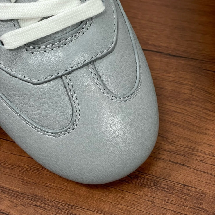 프라다 레더 스니커즈