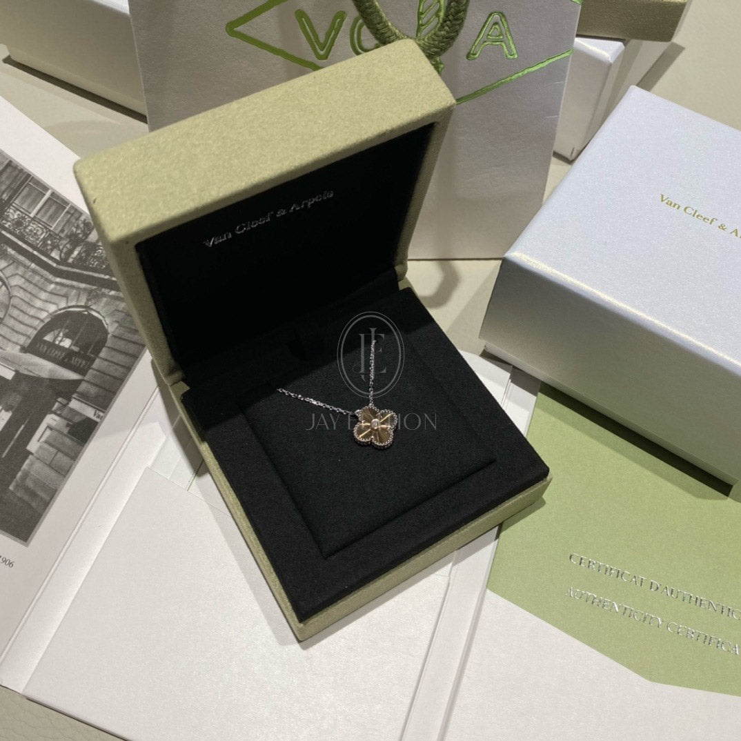 반클리프 빈티지 24 홀리데이 알함브라 (18K)