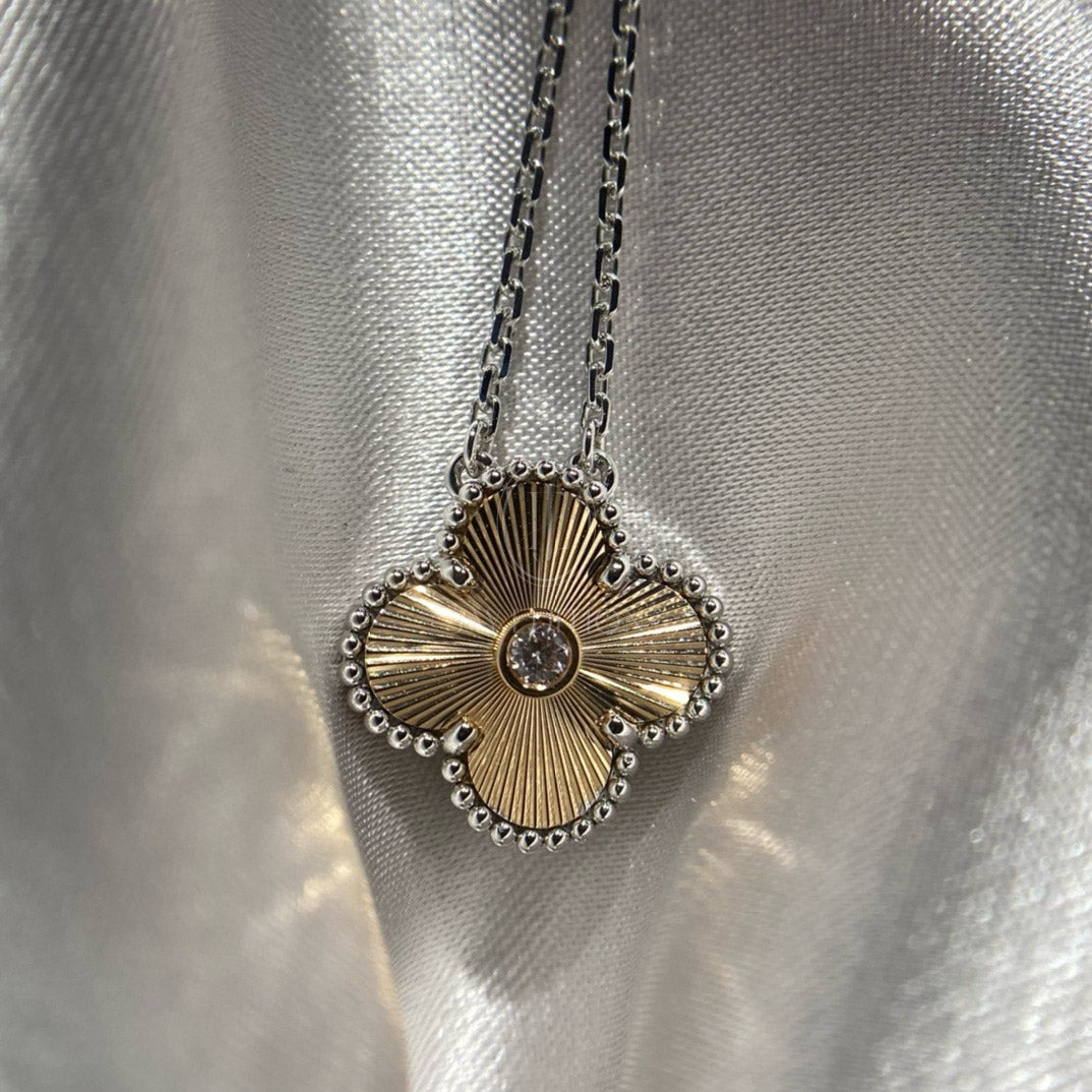 반클리프 빈티지 24 홀리데이 알함브라 (18K)