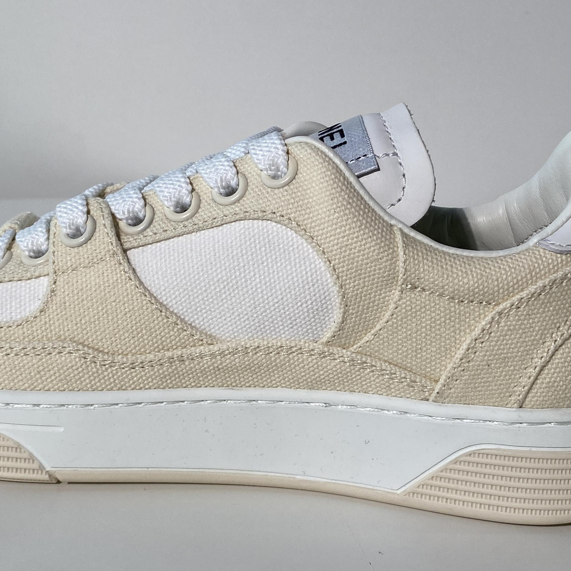 국내) 샤넬 24ss CC 코튼 스니커즈 / 35