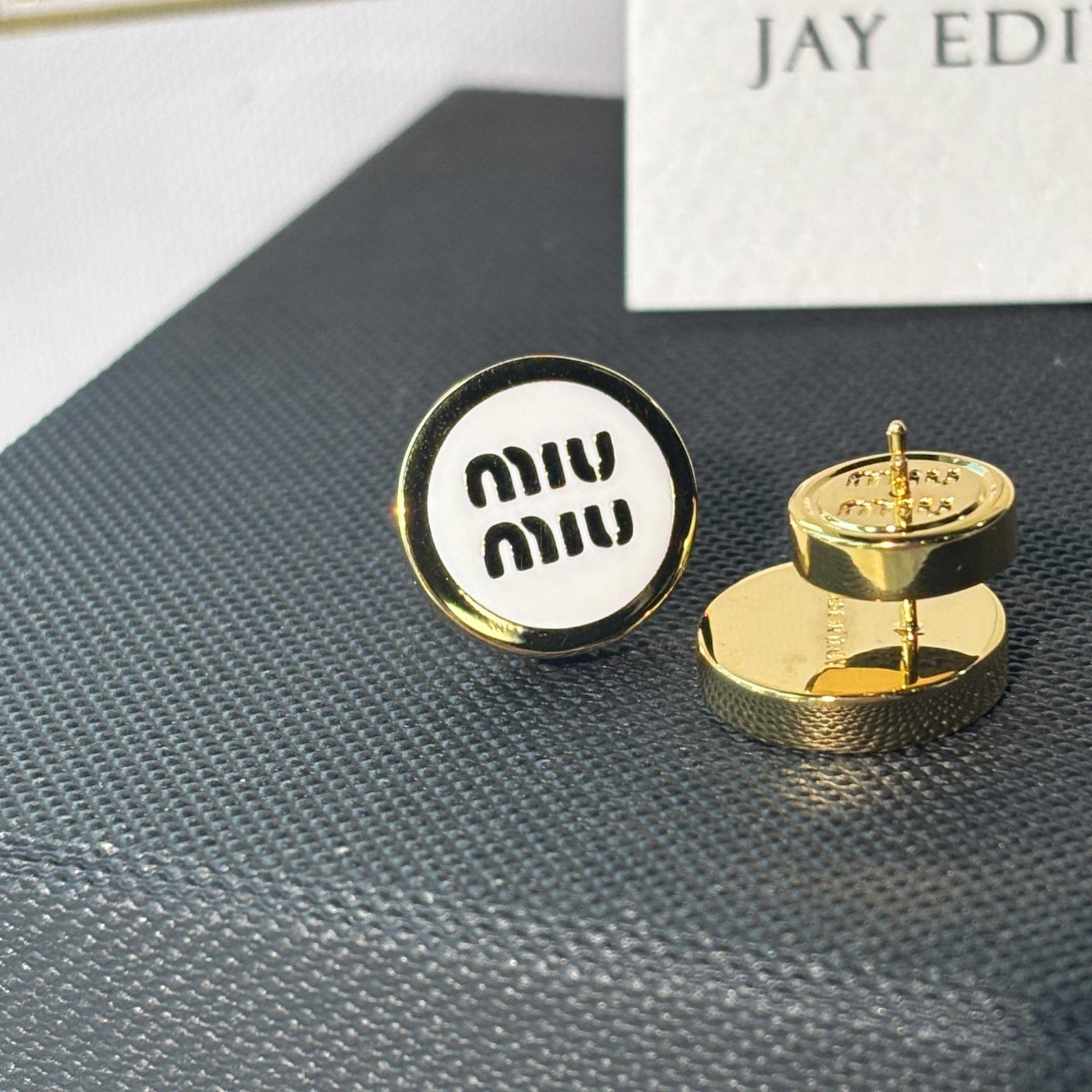 미우미우 에나멜 메탈 귀걸이