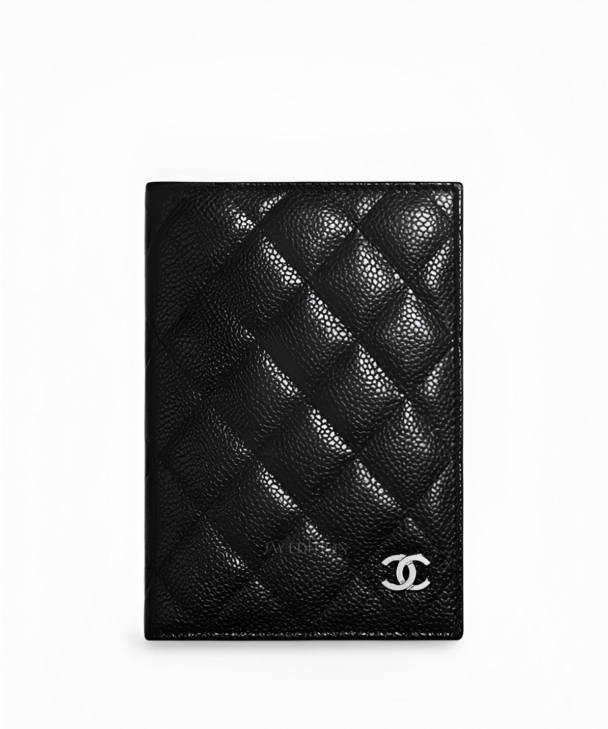샤넬 클래식 여권지갑 퀼팅 가죽 CC 로고와 여권 및 카드 수납 구성