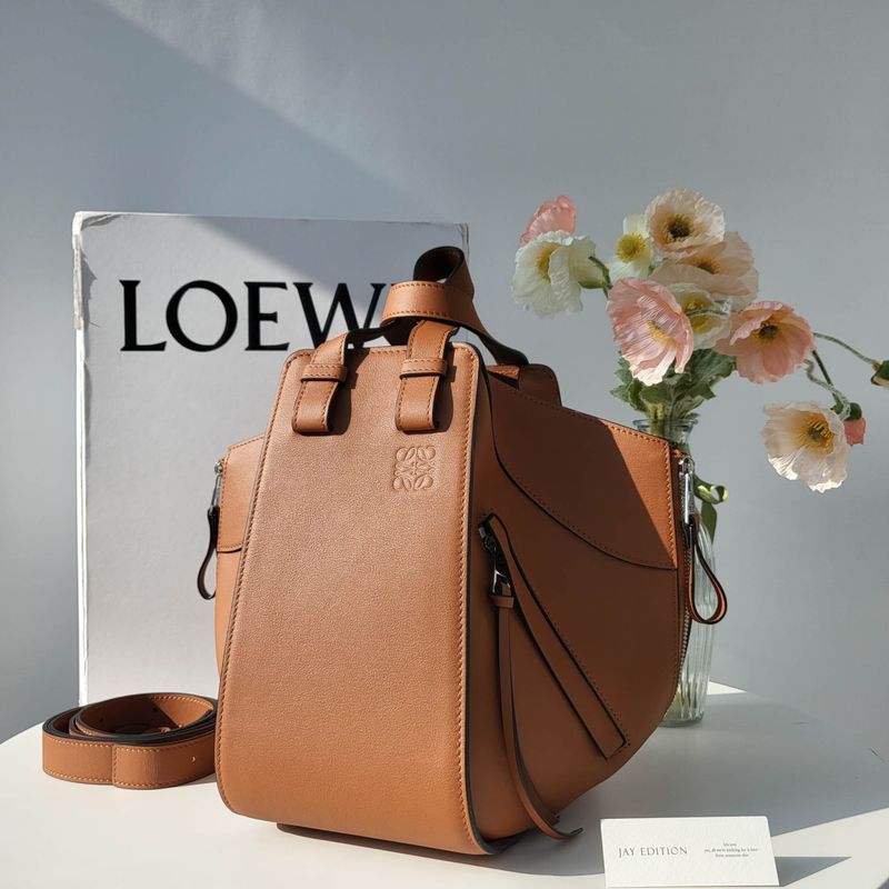 로에베 해먹백 스몰 - 그레인/카프스킨 (지퍼)