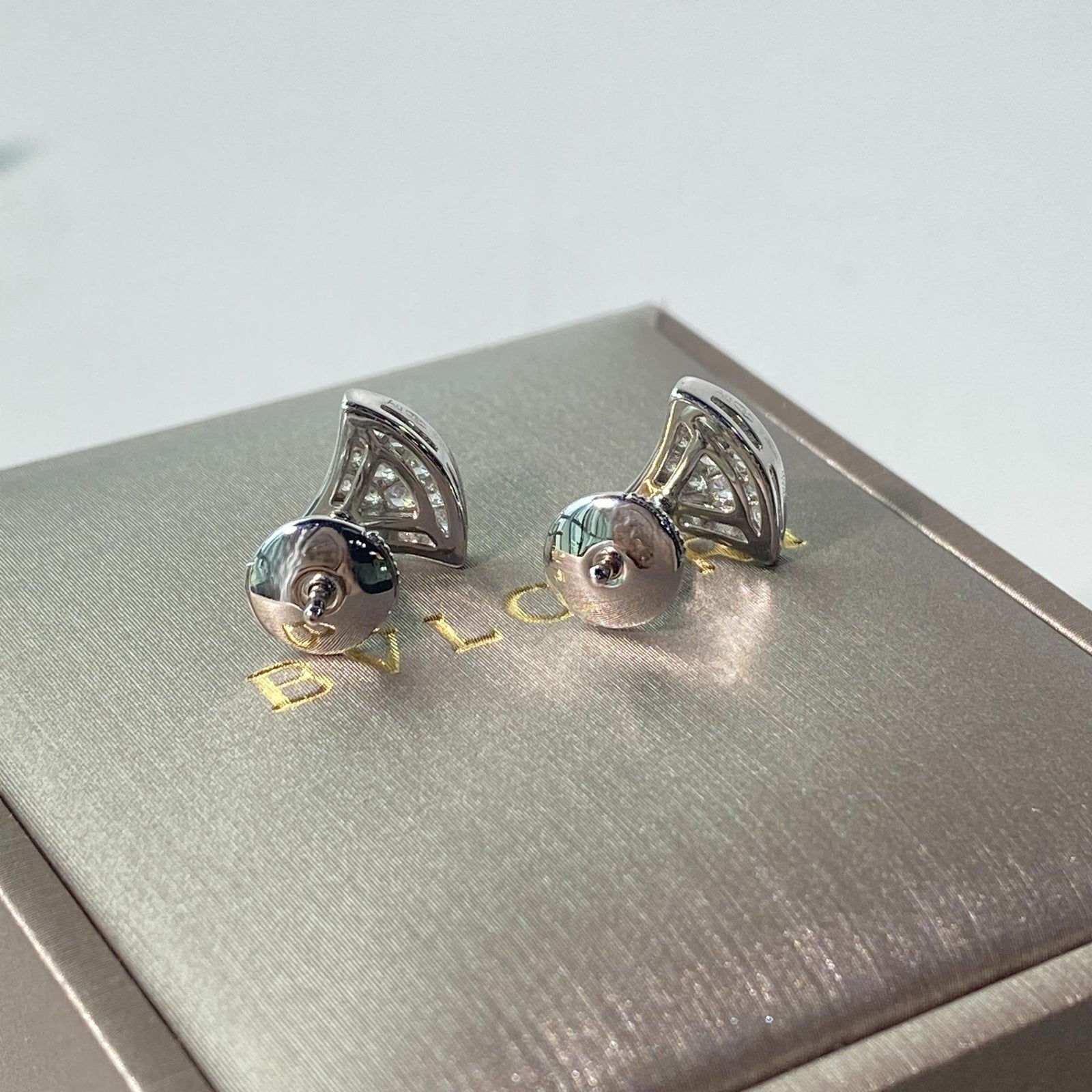 불가리 디바스 드림 미니 풀파베 이어링