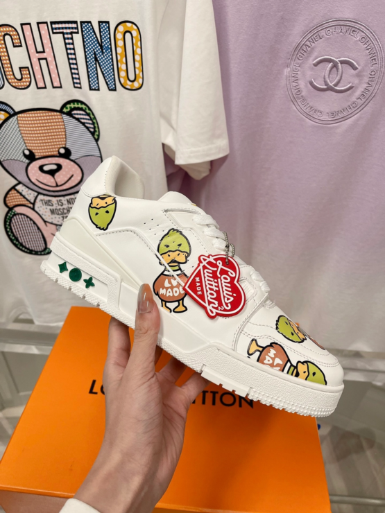 루이비통 니고 LV 트레이너 스니커즈 화이트