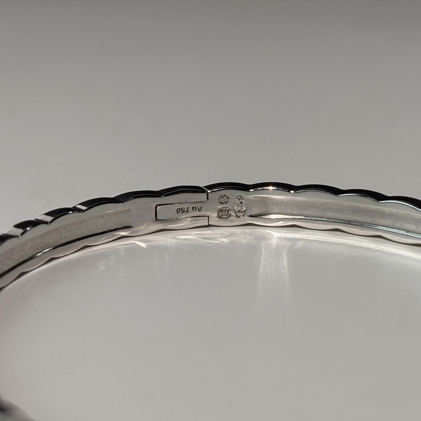 샤넬 코코크러쉬 뱅글