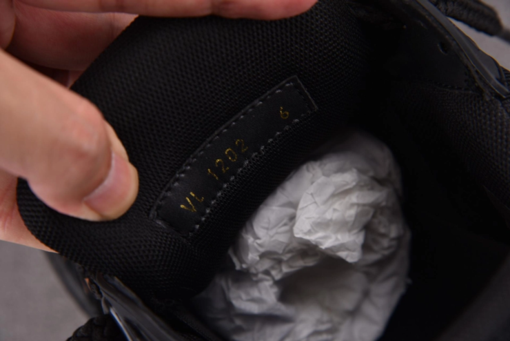 루이비통 LV 트레이너 맥시 스니커즈 스웨이드