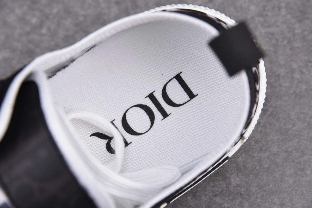 디올 B23 로우탑 스니커즈