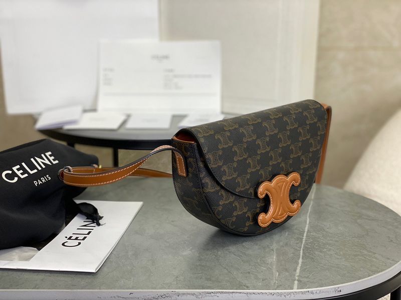 셀린느 반달 숄더백